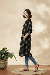 Women’s Black Printed Straight Kurta with Pockets